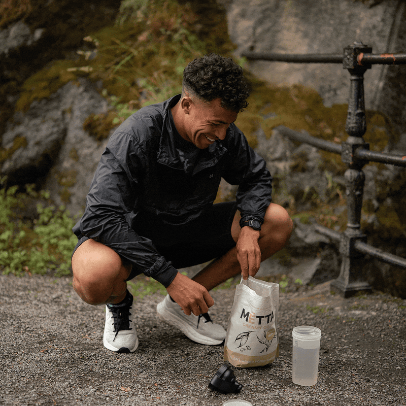 Gif featuring MËTTA being used by athletes. Men, women, outdoors, in the gym. 